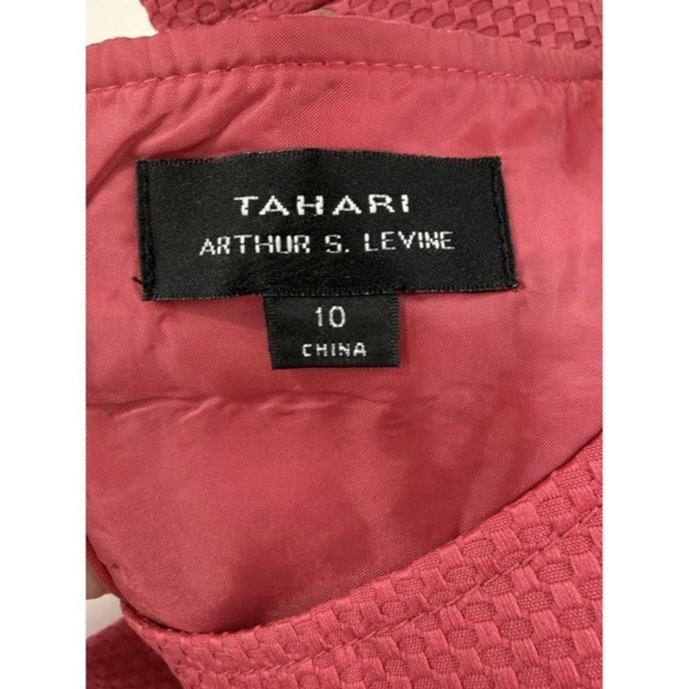 Tahari Arthur S. Levine Fuchsia Pink Textured Sheath Dress Belt Accents 10 - Picture 4 of 15